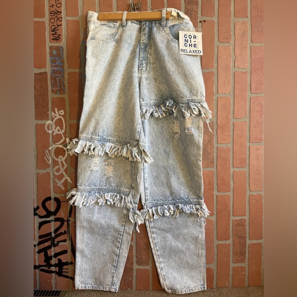Corniche jeans relaxed 32 womens  Vintage 1999 Distressed Blue